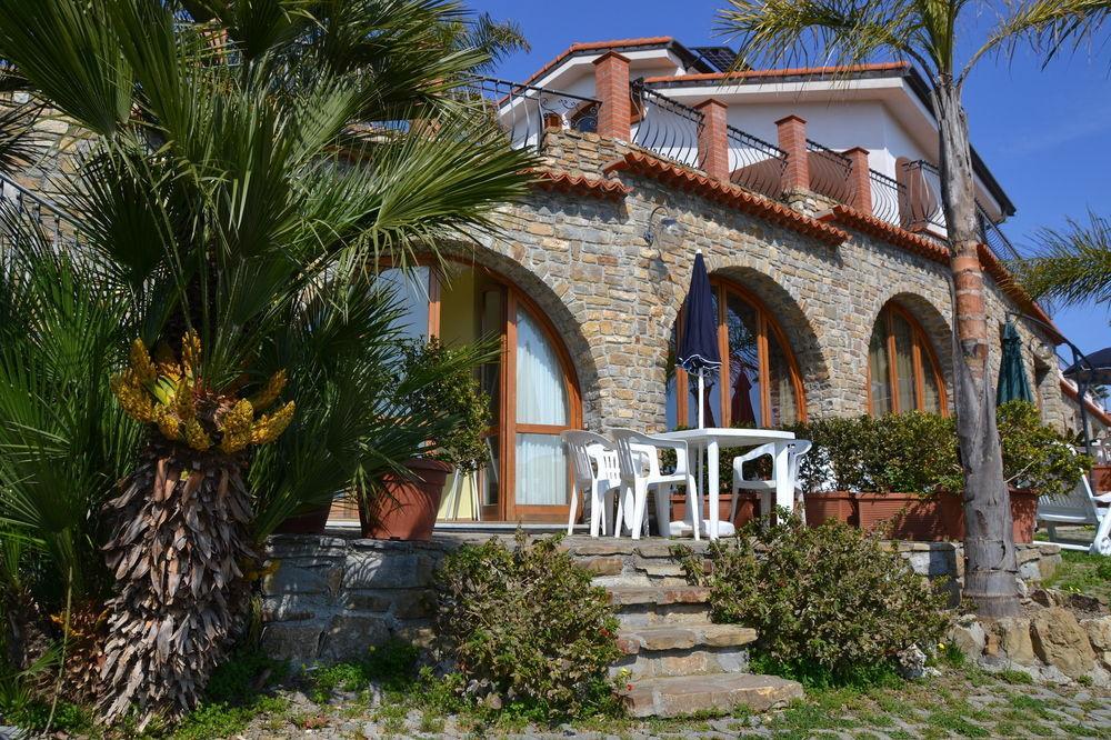 Le Terrazze Appartamenti Vacanze Sanremo Ngoại thất bức ảnh