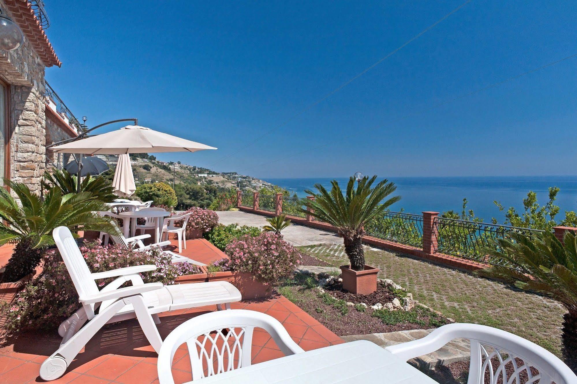 Le Terrazze Appartamenti Vacanze Sanremo Ngoại thất bức ảnh
