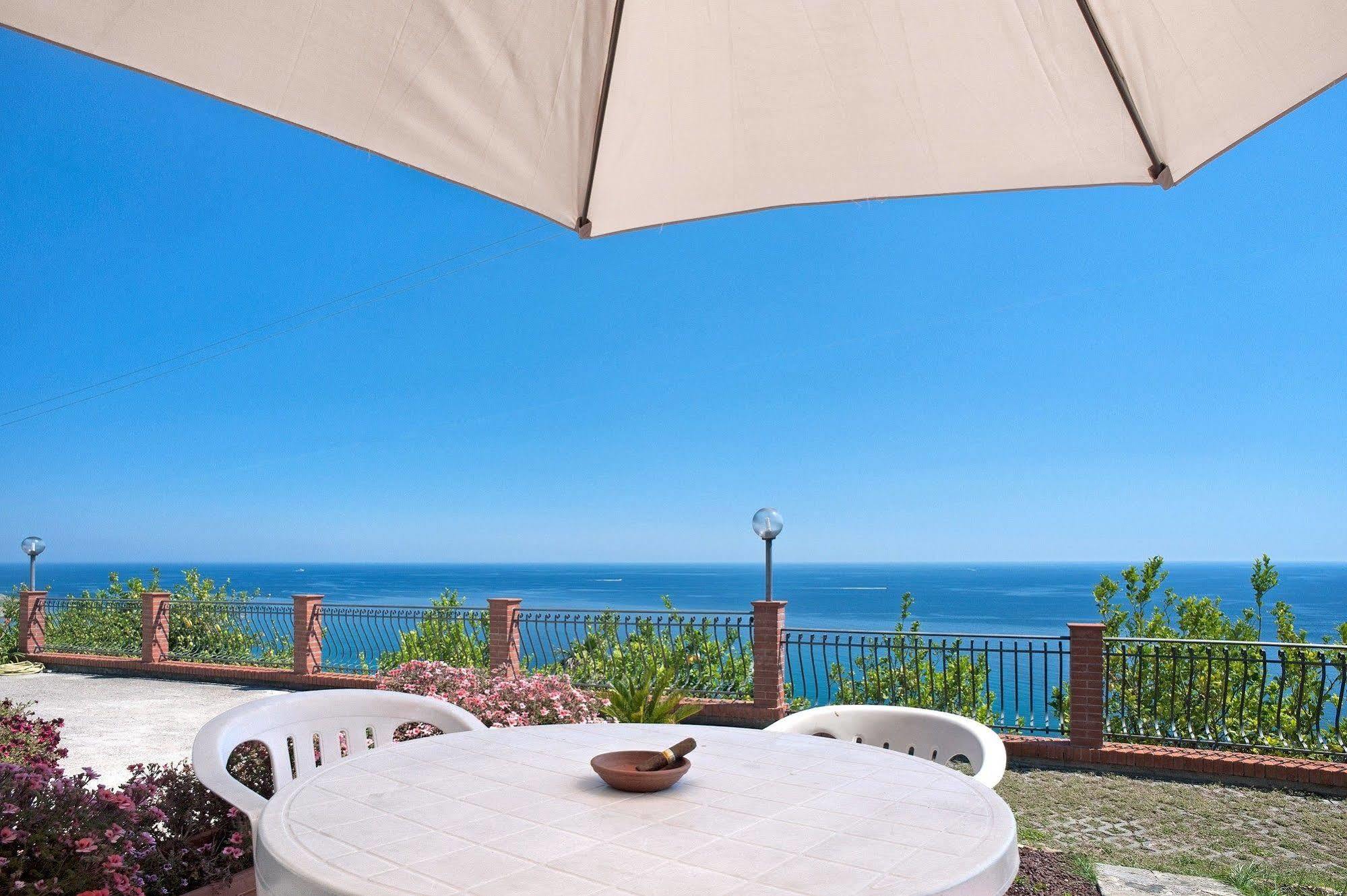 Le Terrazze Appartamenti Vacanze Sanremo Ngoại thất bức ảnh