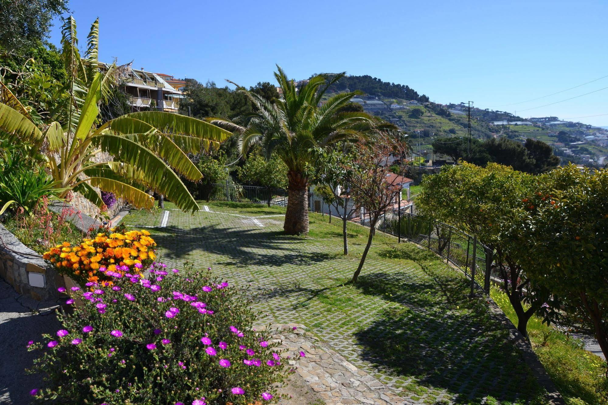 Le Terrazze Appartamenti Vacanze Sanremo Ngoại thất bức ảnh